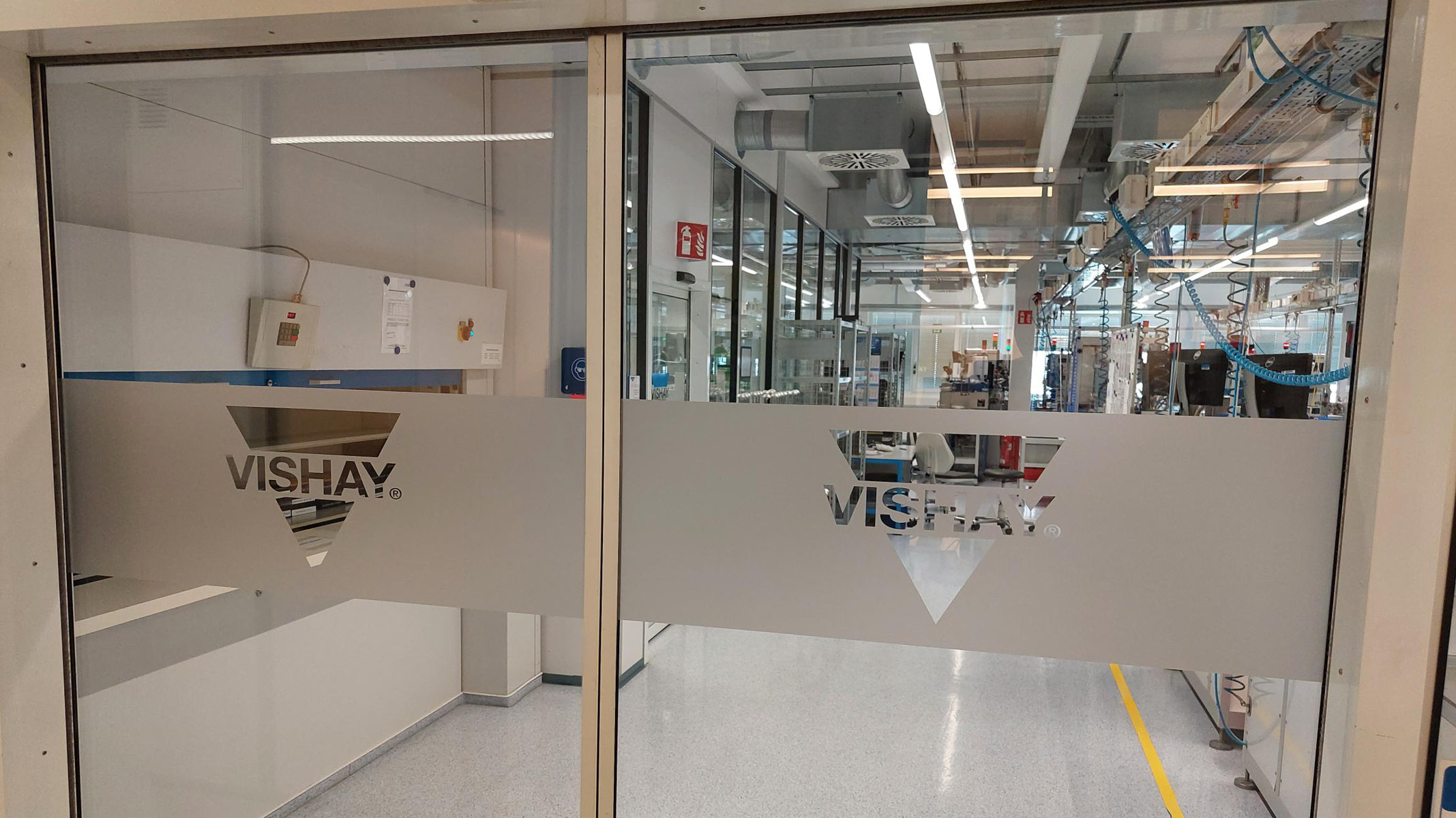 Produktion Reinraumtüren: Vishay Electronic, Selb