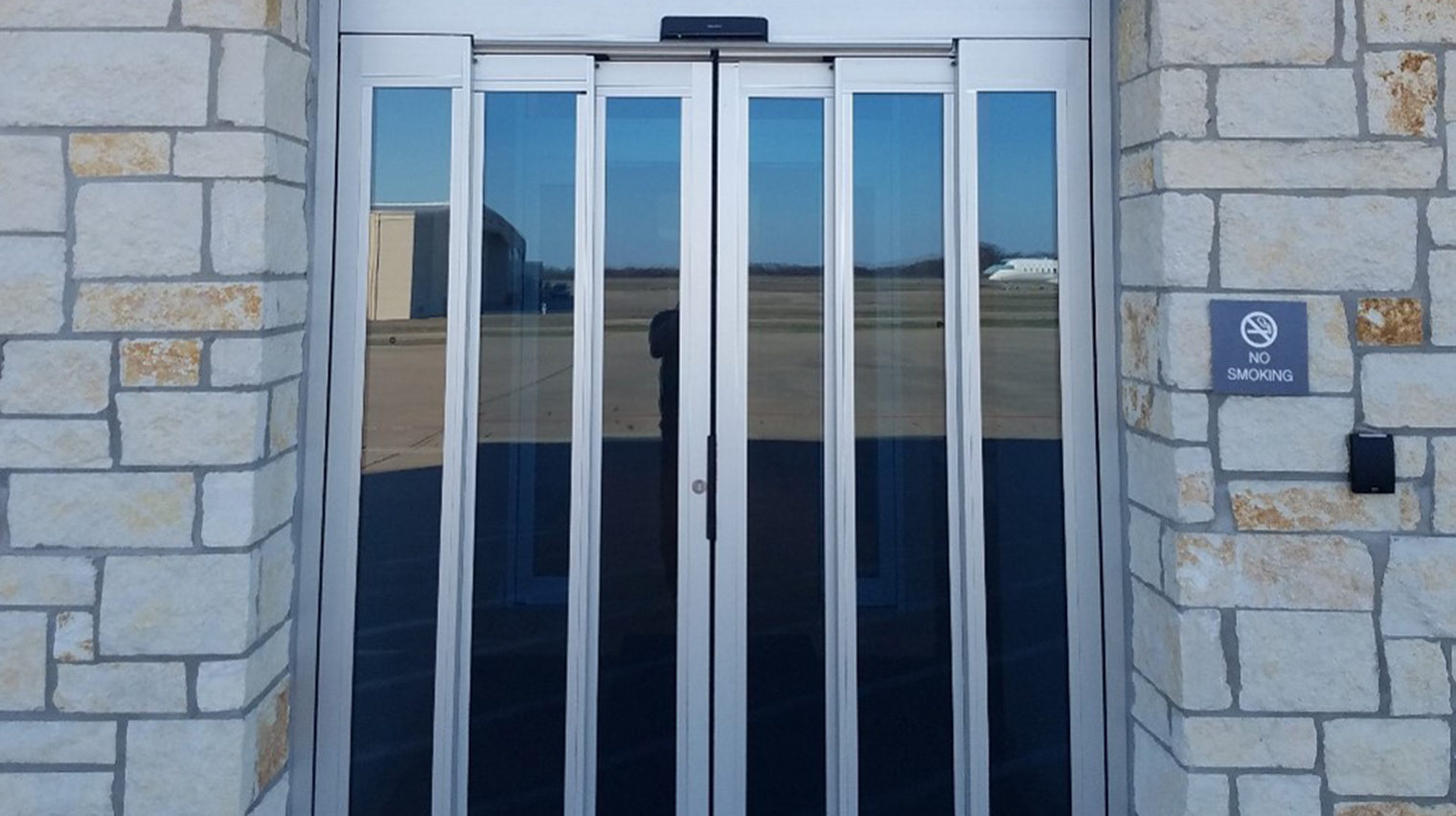 ASSA ABLOY SL500 T67 ASSA ABLOY ENTRANCE SYSTEMS