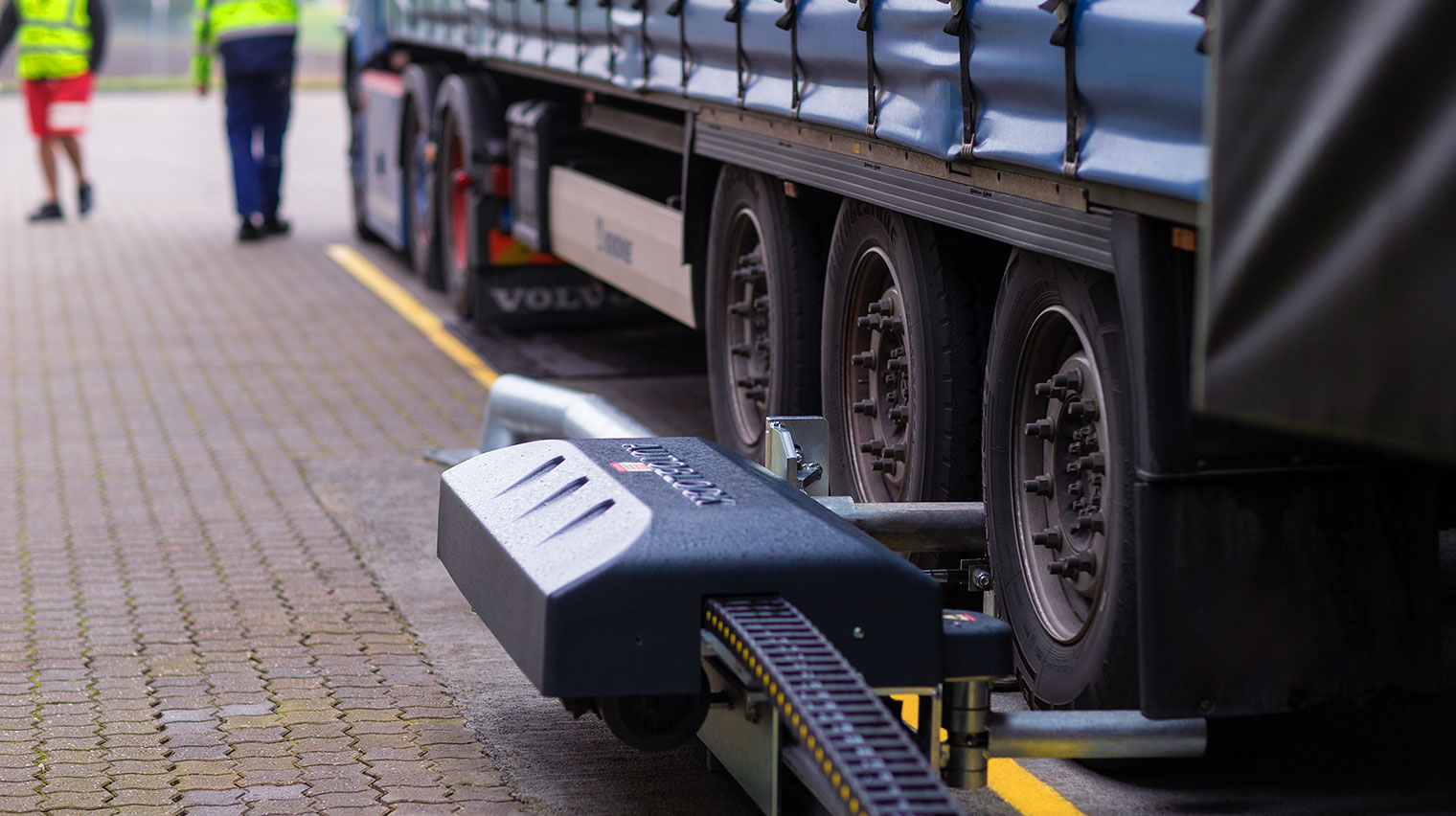 Cale de roue de camion pour bloquer lors d'un chargement